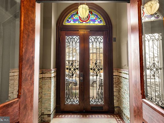 3rd image of 1436 Q St NW