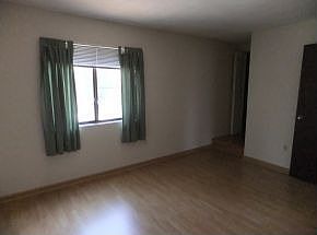 2nd image of 100 Coburn Woods