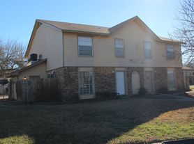 4504 Chase Cir, C