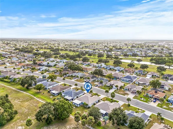 2021 E Del Webb Blvd, Sun City Center, FL 33573