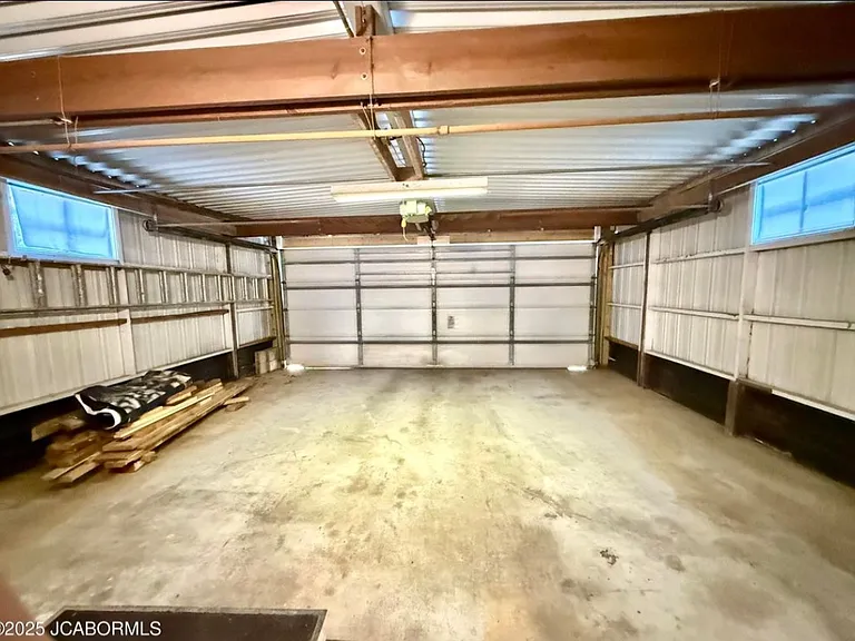 815 Adams St — Photo 5