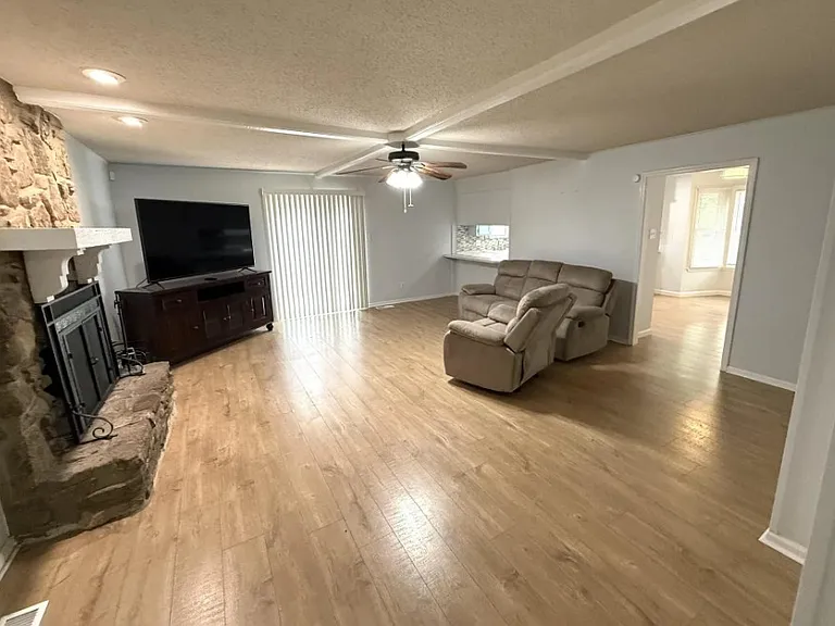 7 Hickory Ln — Photo 7
