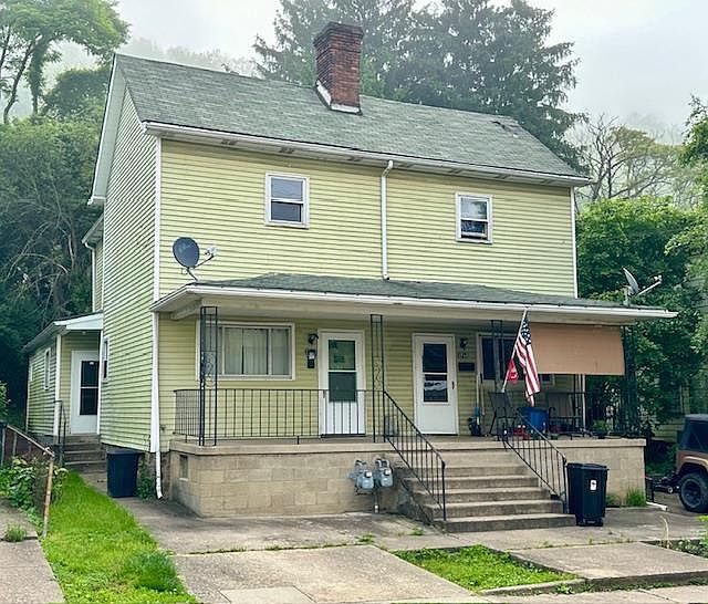 1st image of 1708/1710 Marshall St.