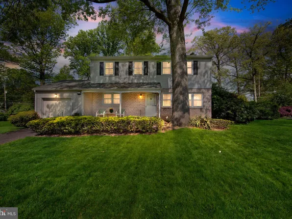 224 Oakland Pl, North Wales, PA 19454