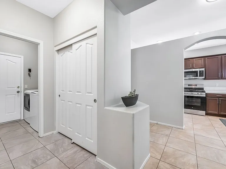 2691 Wind Spinner St — Photo 21