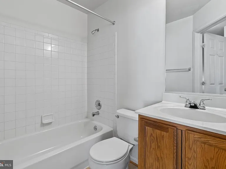 3508 Clay Creek Ct — Photo 29