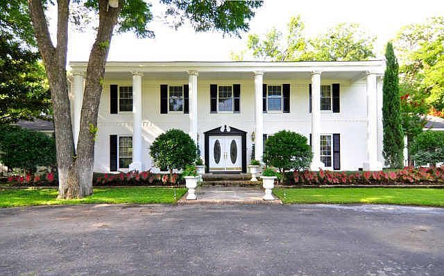 1st image of 2740 Farmers Branch Ln
