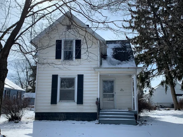 116 E Grove St, Pontiac, IL 61764