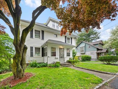 22 Glen Ter, Stamford, CT, 06906