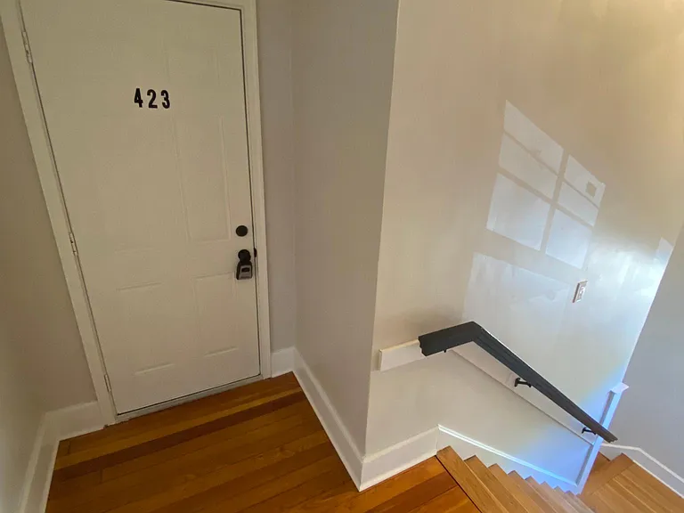423 Lafayette Ave — Photo 6