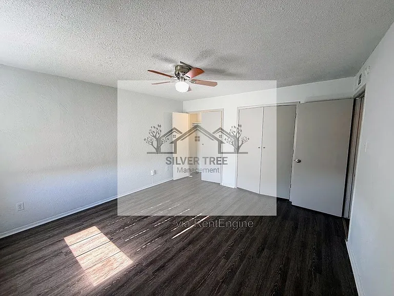 4820 Wellesley Ave #A — Photo 18