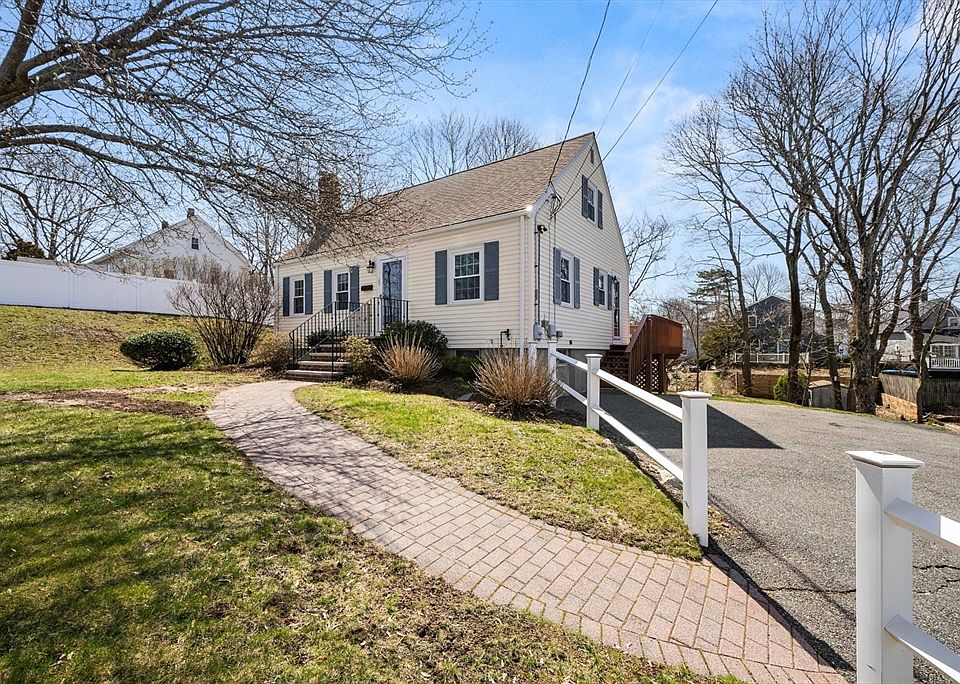 1st image of 25 Hawkins St