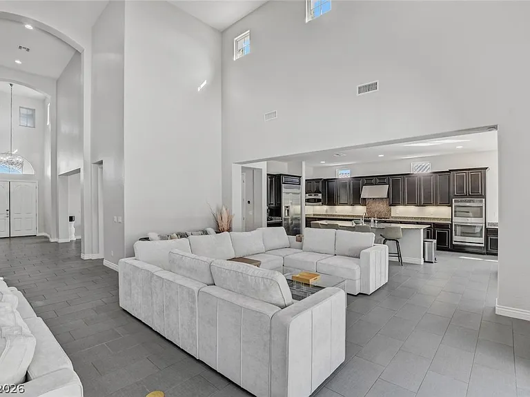 11 Grand Masters Dr — Photo 18