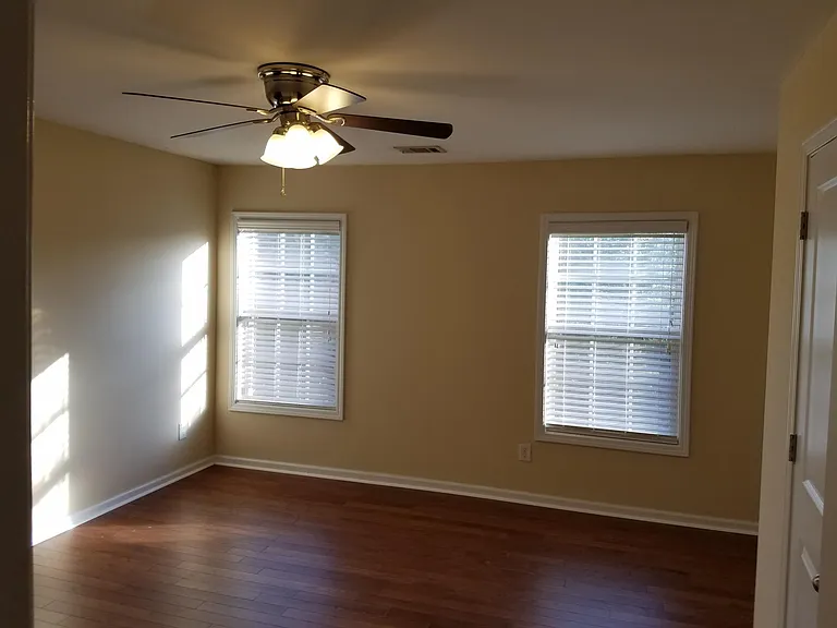 3612 Lake Estates Way — Photo 33