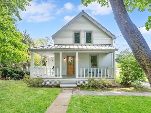 205 East St, Easthampton, MA 01027