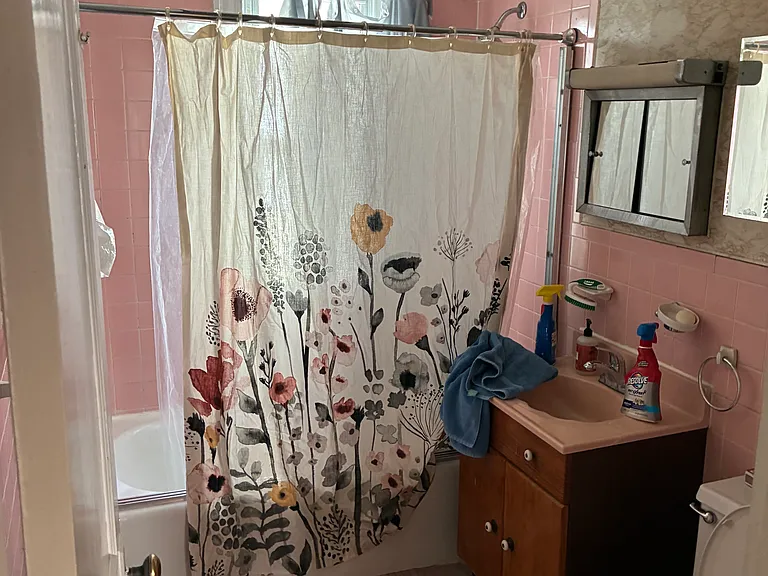 27 Irma Ave #2 — Photo 11