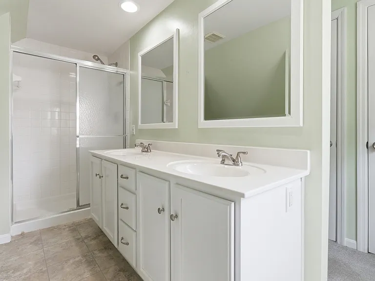 8330 Wexford Ave — Photo 10