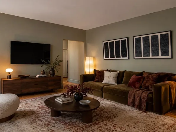 907 5th Avenue image 1 of 13