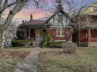 1074 Overlook Ave, Cincinnati, OH 45238