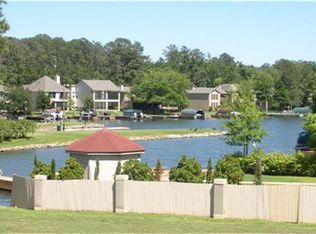 3254 Canterbury Ln, Montgomery, TX 77356