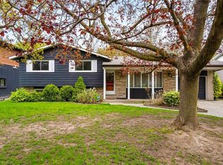 305 Centre St, Niagara On The Lake, ON L0S 1J0