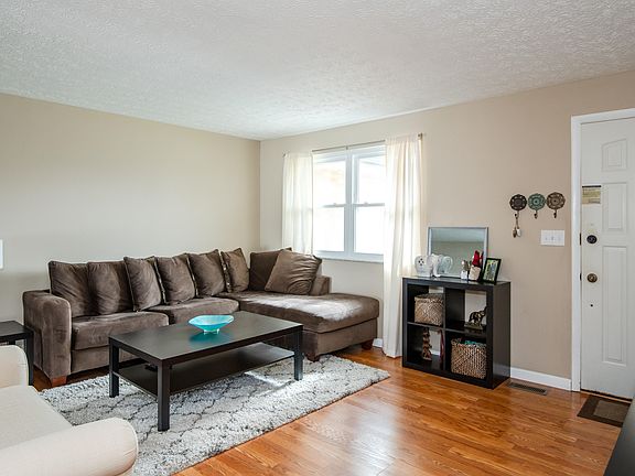 4th image of 7731 Bassett Dr #130