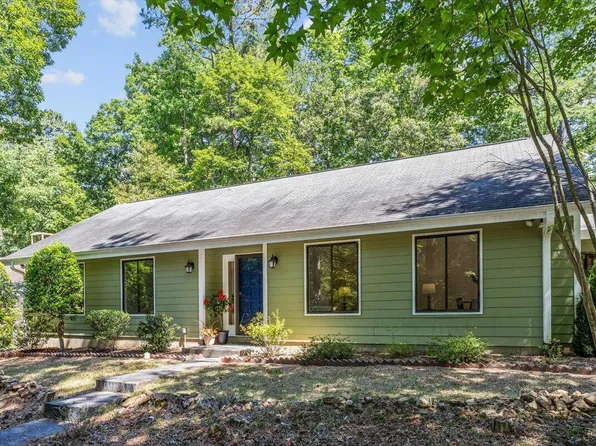 120 Summerlin Dr, Chapel Hill, NC 27514