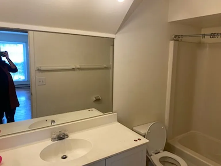 University Park Apartments near Cornell University — Photo 689