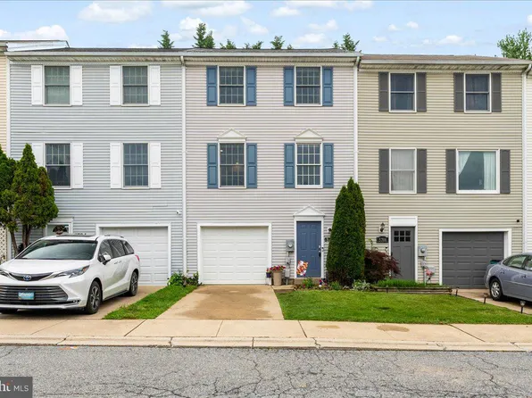 5706 Chase Ct, Frederick, MD 21703