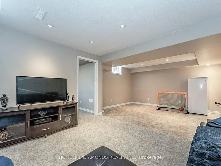 188 Pebblecreek Dr #BASEMENT — Photo 4