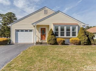 6 Amherst Rd, Manchester Township, NJ 08759