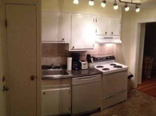 113 Van Dam St APT 2R, Saratoga Springs, NY 12866