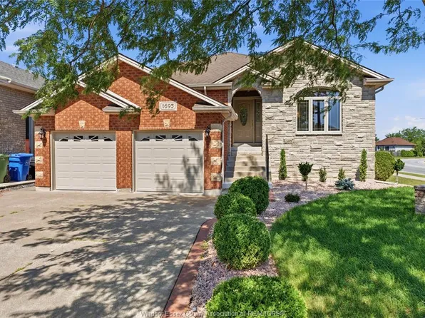 1695 Meridian St, Windsor, ON N9G 3E7