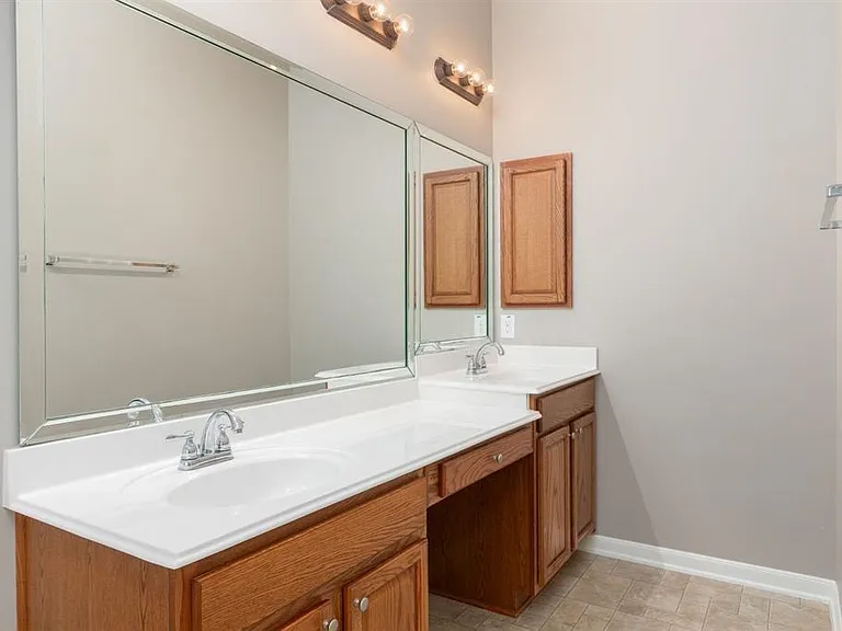 2310 Pasqua Trl — Photo 21