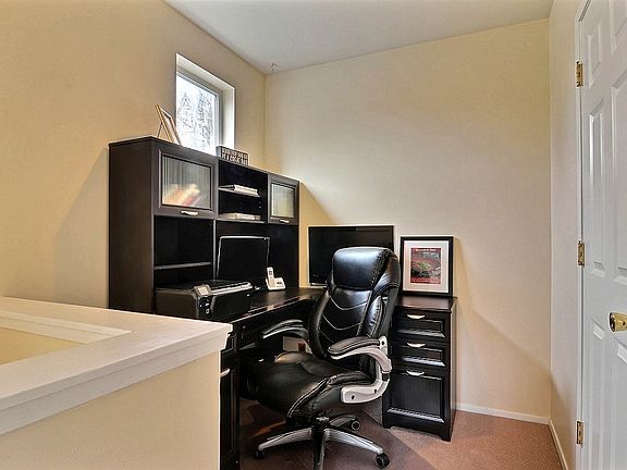 5th image of 2462 Gillette Dr SE