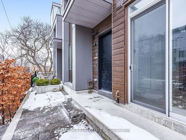 18 Greenbriar Rd #3 — Photo 36