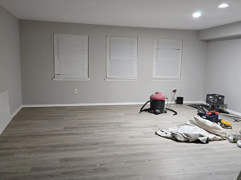 1 Golden Hill Ct — Photo 5