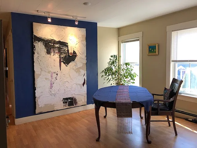 814 Western Ave — Photo 2