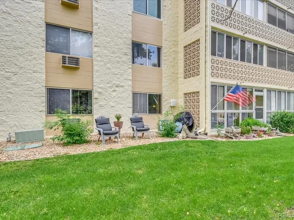 3184 S Heather Gardens Way Bldg 212 #109, Aurora, CO 80014