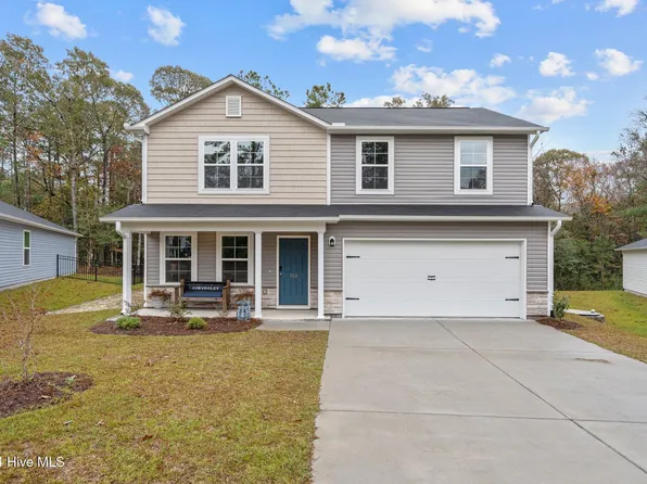 766 Windy Woods Court SE, Bolivia, NC 28422