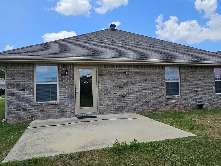 228 Hillcrest Dr — Photo 6