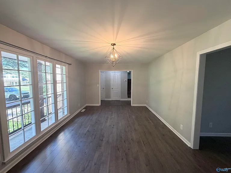 11114 Hillwood Dr SE — Photo 8