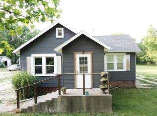 537 Brickyard Rd, Danville, IL 61832