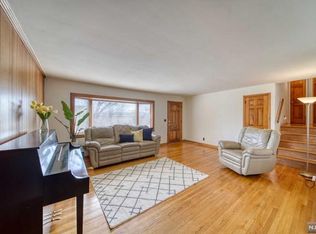 783 Kinderkamack Rd, Oradell, NJ 07649