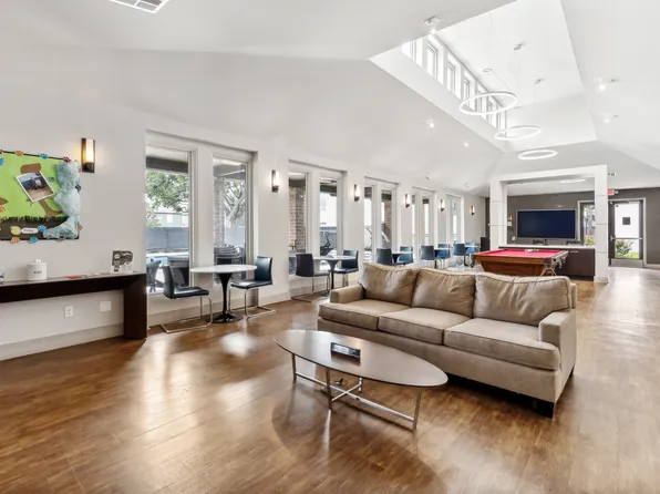 Vintage At 18th Street