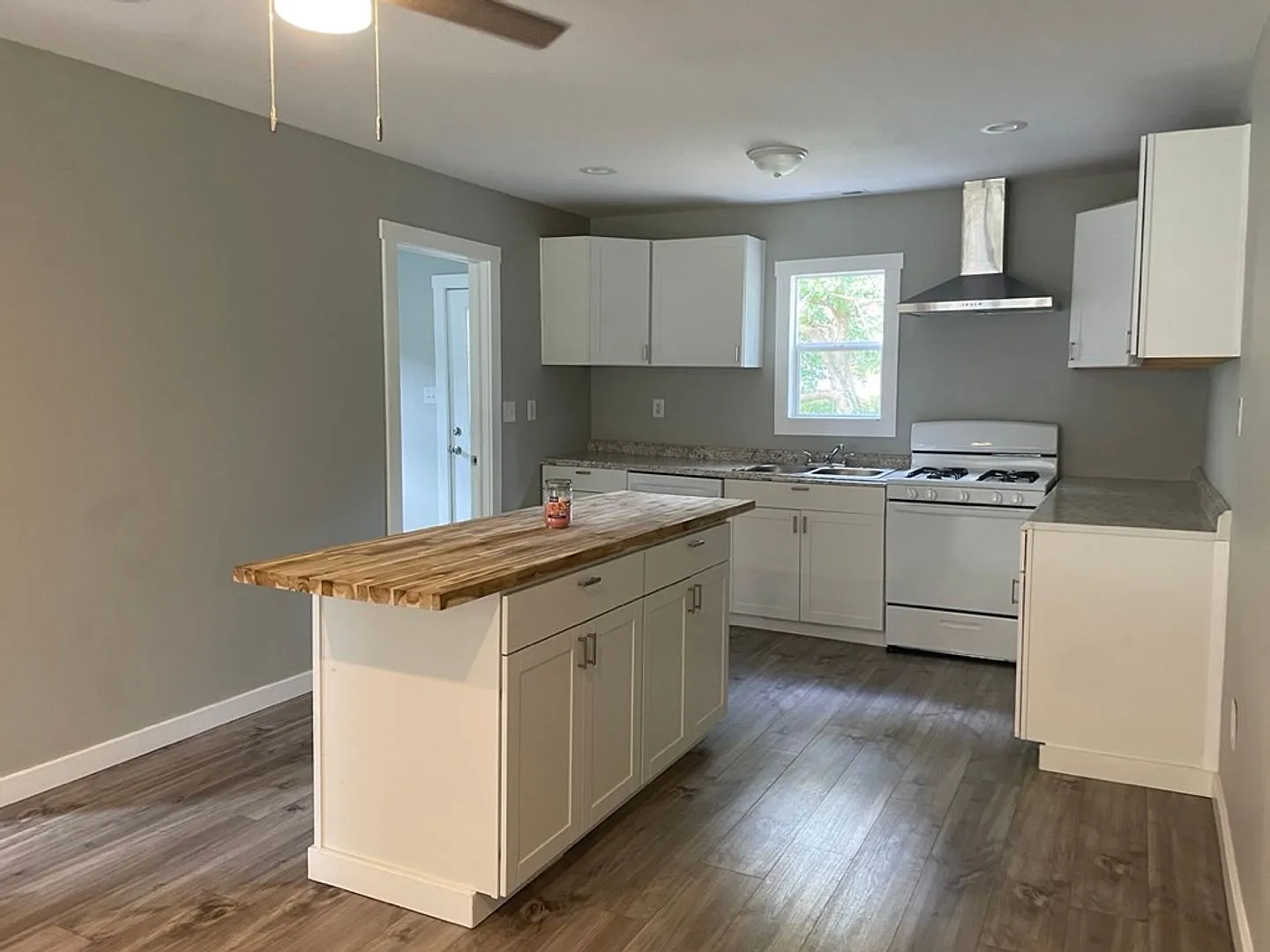 Beautiful 3 bedroom home available! — Photo 4