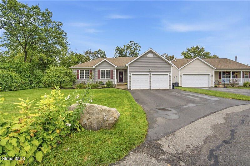 2nd image of 2411 Golf Avenue
