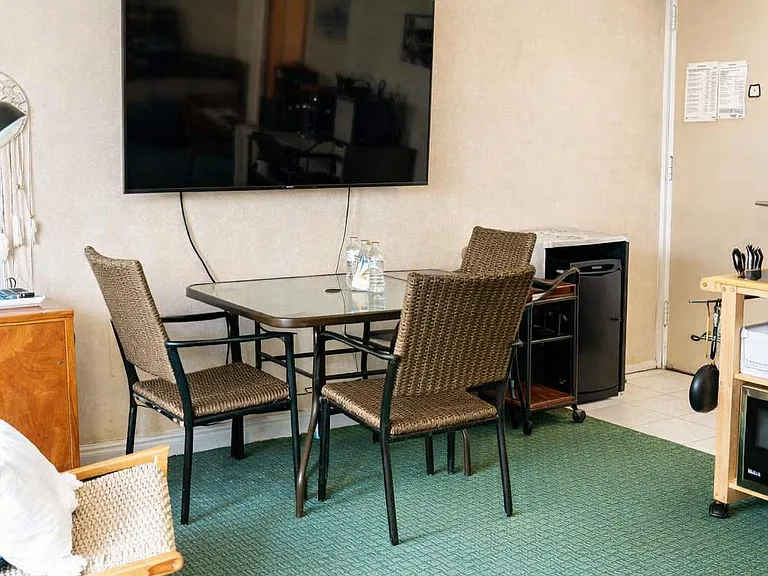 444 Kanekapolei St #407 — Photo 4
