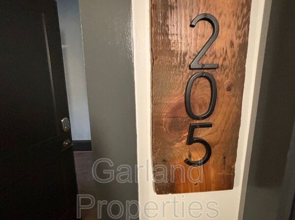 73 W Main St APT 205