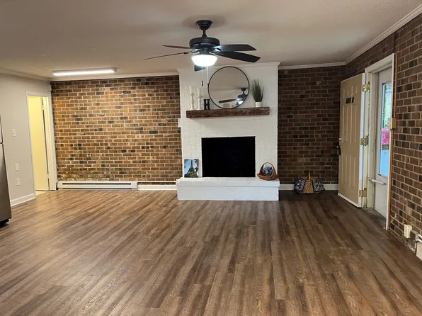 222 Ransom St #B, Chapel Hill, NC 27516